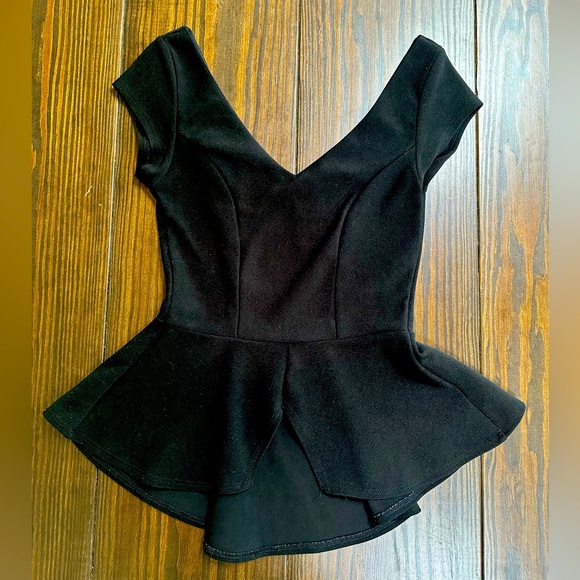 silence + noise Tops - Vintage Urban Outfitters Peplum Top